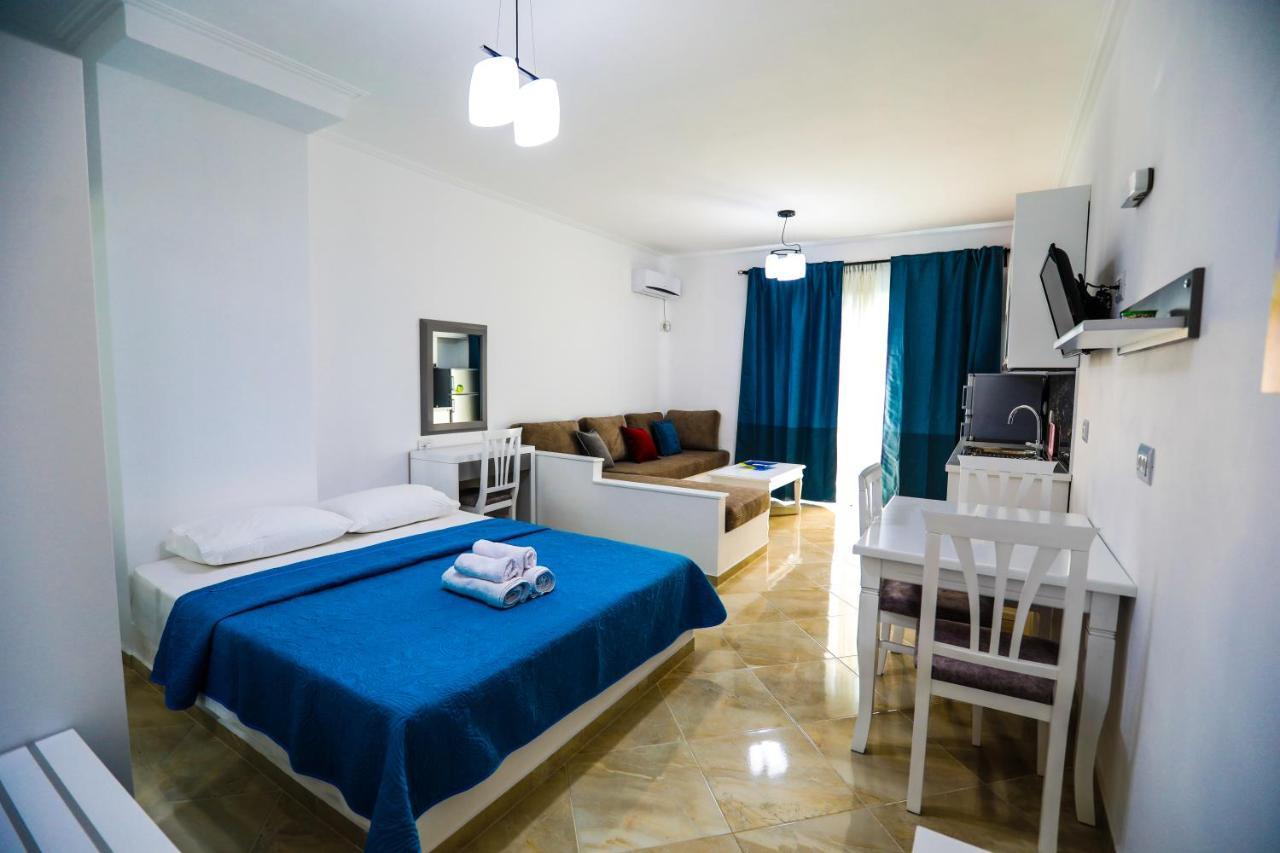 Vila Enxhi Ksamil Exterior photo